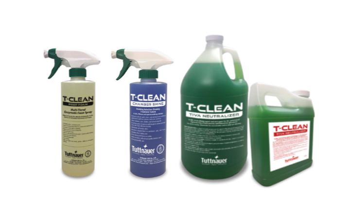 Detergents for cleaning autoclaves