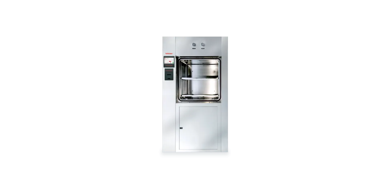 6690 Healthcare Autoclave